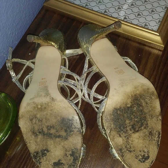 Silver and gold stilettos - Picture 6 of 7